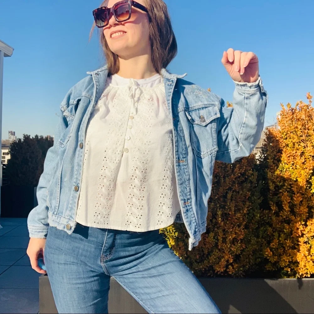 UO Victorian Puff Bishop Statement Sleeve Floral Pattern Pirate White Top Blouse - Picture 16 of 16